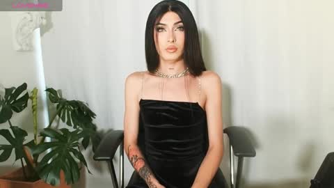 MILAN SANTANA online show from 02/08/25, 10:29