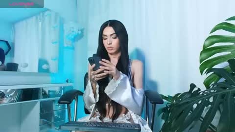 MILAN SANTANA online show from 03/08/25, 10:02