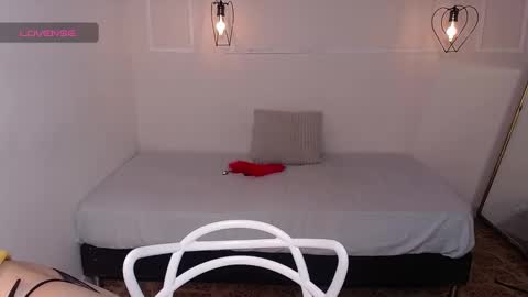 Snapshot of milarose4 chatting on 02/25/25, 03:05 Mila Rose online show from 02/25/25, 03:05