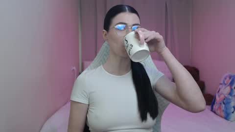 milasecretsss online show from 04/29/26, 07:34