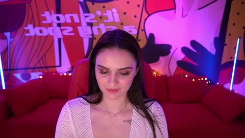 Snapshot of milashalovely chatting on 02/04/25, 10:00 Milasha online show from 02/04/25, 10:00