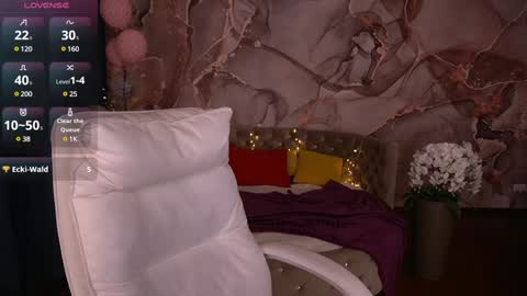 Snapshot of milashalovely chatting on 02/06/25, 04:14 Milasha online show from 02/06/25, 04:14