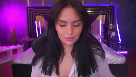 Snapshot of milashalovely chatting on 09/10/25, 06:24 Milasha online show from 09/10/25, 06:24