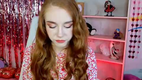 Snapshot of milasiren chatting on 06/18/26, 09:25 Mila online show from 06/18/26, 09:25