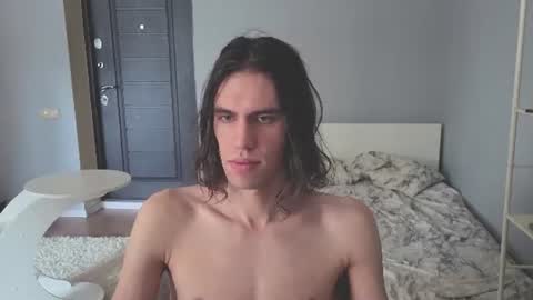 Mila online show from 06/16/26, 07:44