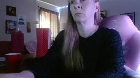 Snapshot of milastoned chatting on 02/23/26, 03:31 Mila online show from 02/23/26, 03:31