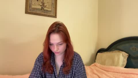 Snapshot of milav_ chatting on 05/31/26, 12:12 Lana online show from 05/31/26, 12:12