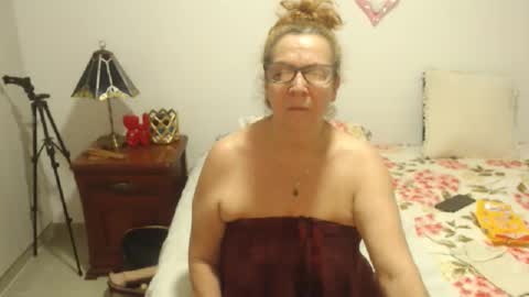 Snapshot of milchanell chatting on 09/11/25, 06:02 milchanell online show from 09/11/25, 06:02