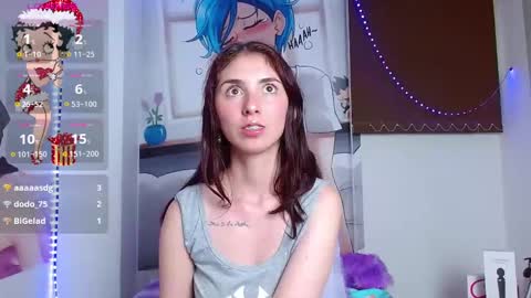 Snapshot of mildrecute chatting on 12/17/24, 09:16 Ana online show from 12/17/24, 09:16