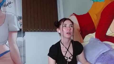 Snapshot of mildrecute chatting on 01/25/25, 07:28 Ana online show from 01/25/25, 07:28