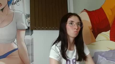 Snapshot of mildrecute chatting on 02/04/25, 01:34 Ana online show from 02/04/25, 01:34