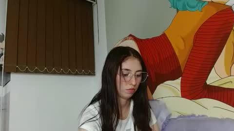 Snapshot of mildrecute chatting on 02/04/25, 04:48 Ana online show from 02/04/25, 04:48