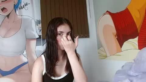 Snapshot of mildrecute chatting on 02/05/25, 10:33 Ana online show from 02/05/25, 10:33