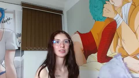 Snapshot of mildrecute chatting on 02/06/25, 01:38 Ana online show from 02/06/25, 01:38