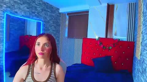 Snapshot of mildrecute chatting on 11/07/25, 10:43 Ana online show from 11/07/25, 10:43