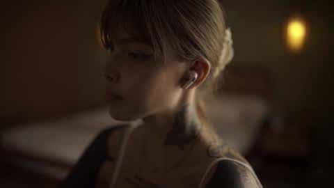 M  Telegram mamagotachannel online show from 12/21/25, 08:32