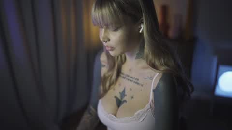 Snapshot of mileeena chatting on 06/28/26, 05:08 M Telegram mamagotachannel online show from 06/28/26, 05:08