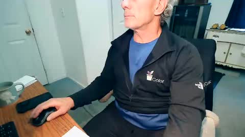 Milehi1958 online show from 10/28/25, 03:14