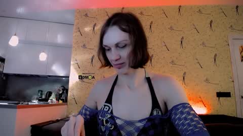 Milena Hardy online show from 12/16/24, 04:45