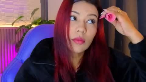 Snapshot of milena_lawson chatting on 11/21/25, 11:09 milena_lawson online show from 11/21/25, 11:09