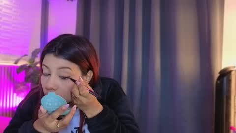 Snapshot of milena_lawson chatting on 12/15/25, 10:41 milena_lawson online show from 12/15/25, 10:41