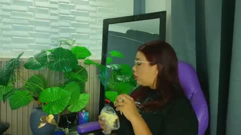 milena_lawson online show from 05/22/26, 01:06