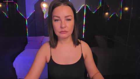 Milena online show from 10/10/25, 08:52