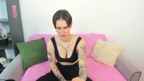 milenakeeks online show from 04/09/26, 01:27