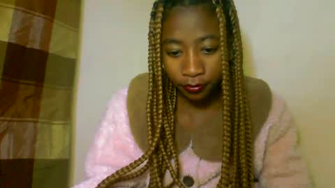 Snapshot of milennah chatting on 06/29/26, 04:29 milennah online show from 06/29/26, 04:29