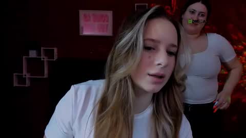 Sweet Miles online show from 02/19/26, 08:16