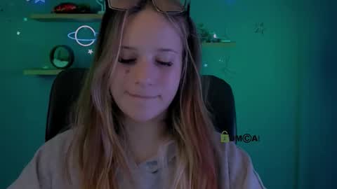 Sweet Miles online show from 02/25/26, 08:18