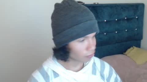 Snapshot of milesxoxo6969 chatting on 09/15/25, 08:31 milesxoxo6969 online show from 09/15/25, 08:31