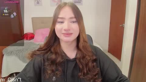 Snapshot of miley_baker chatting on 02/19/25, 02:12 Miley online show from 02/19/25, 02:12