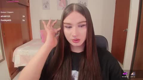 Miley online show from 11/24/25, 04:18