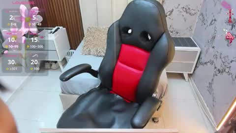 Snapshot of mileyjoas chatting on 02/21/26, 07:37 MILEY online show from 02/21/26, 07:37