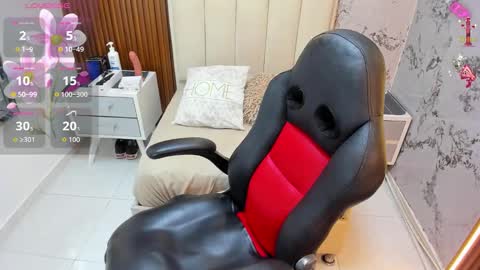 Snapshot of mileyjoas chatting on 02/25/26, 08:29 MILEY online show from 02/25/26, 08:29