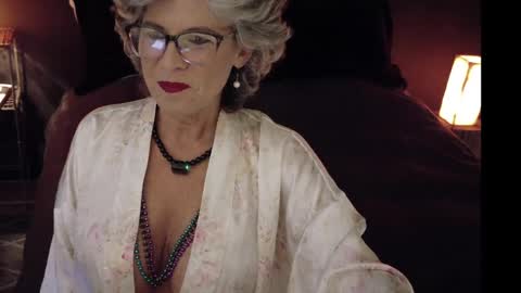 Snapshot of milf_ette chatting on 04/03/26, 09:13 Fabiola online show from 04/03/26, 09:13