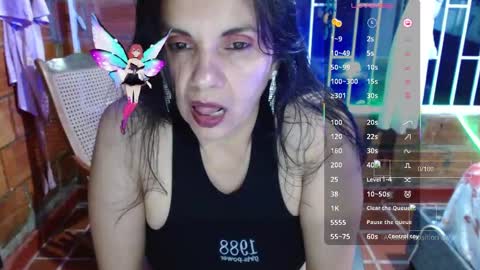 Snapshot of milf_fantassy chatting on 11/22/25, 12:09 Ana online show from 11/22/25, 12:09