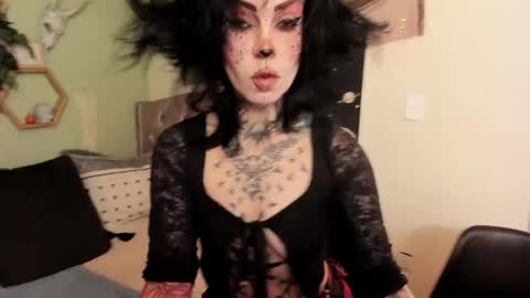 Isabella online show from 05/27/26, 01:52