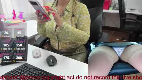 Viktoria online show from 11/29/25, 11:24