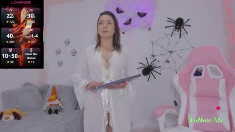 Snapshot of milfaaura chatting on 10/26/25, 02:50 Aura online show from 10/26/25, 02:50