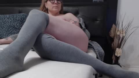 milfa online show from 02/07/25, 05:10