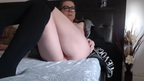 milfa online show from 02/25/25, 08:47