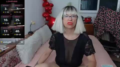 Snapshot of milfdolores chatting on 07/16/26, 02:50 milfdolores online show from 07/16/26, 02:50