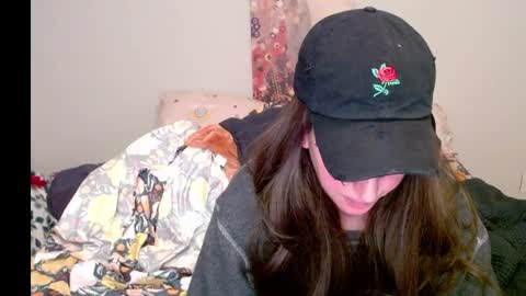 Snapshot of milfmonee chatting on 01/31/25, 01:22 MILF Monee online show from 01/31/25, 01:22
