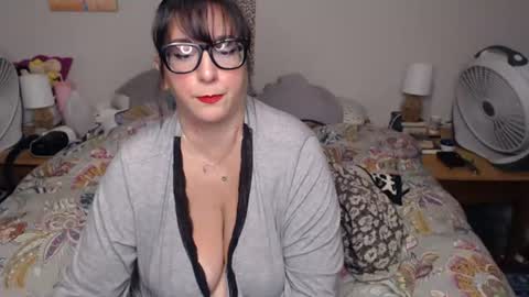 MILF Monee online show from 07/19/26, 12:03