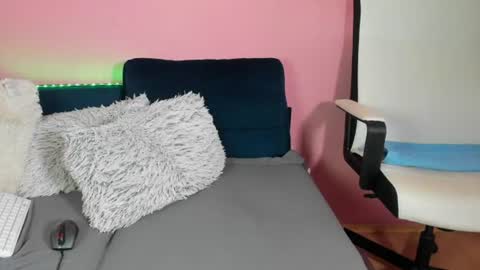 Snapshot of milfsabina chatting on 06/30/26, 04:52 MilfSabina online show from 06/30/26, 04:52