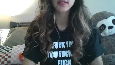 Snapshot of milfsdoitbetter chatting on 01/19/25, 03:53 milfsdoitbetter online show from 01/19/25, 03:53