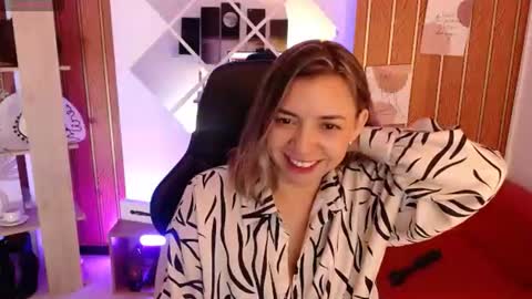 Sara  online show from 07/07/26, 11:14
