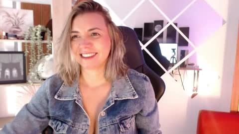 Sara  online show from 07/12/26, 11:12